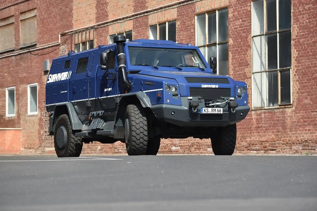 Survivor R 4x4 German Armored Wheeled Vehicle (C)
